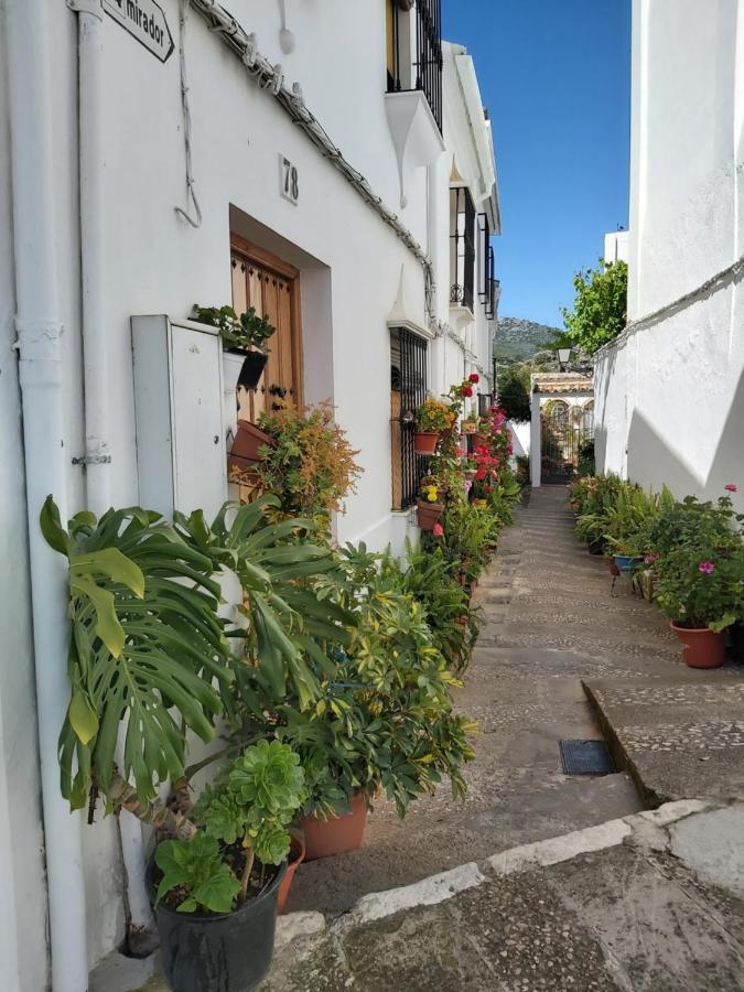 Casa En Zuheros 4 A 5 Personas المظهر الخارجي الصورة